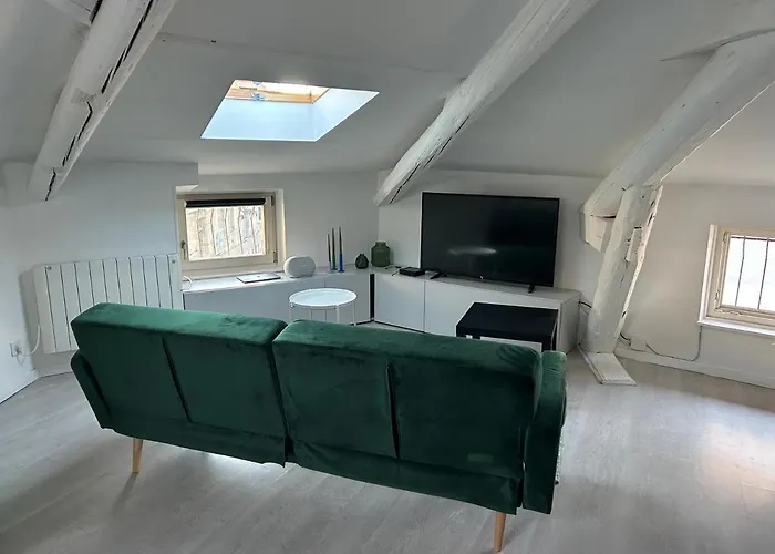 Hotel Le Petit Charles *